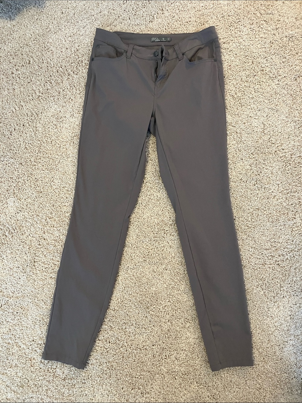 Prana Women’s Slim Stretch Pants - Dark Gray